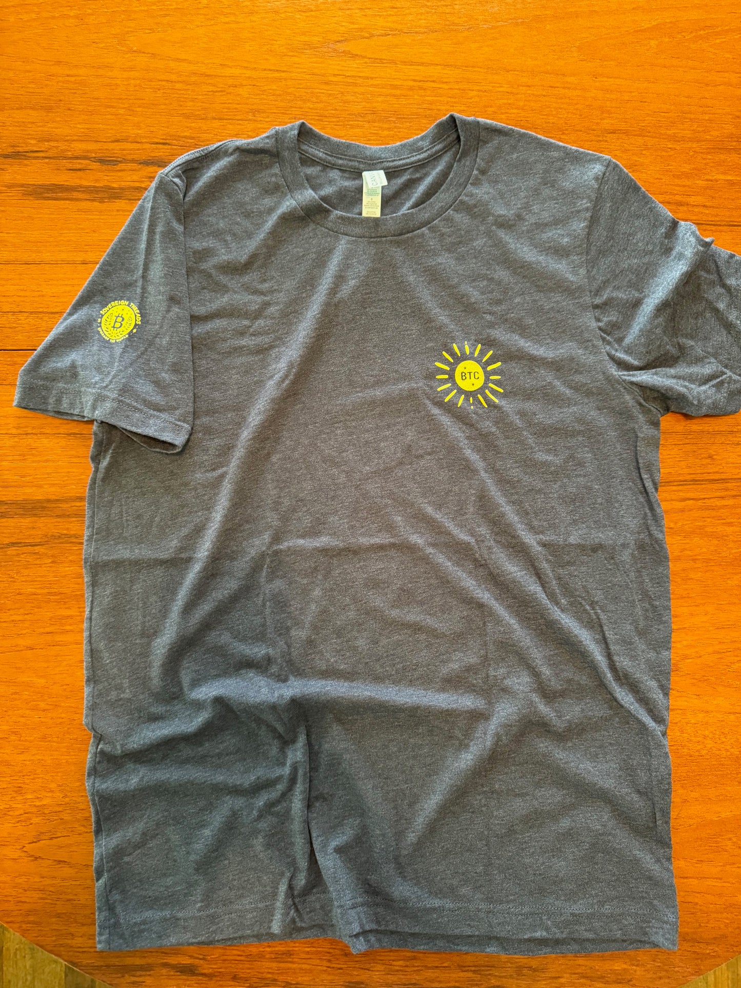 Bitcoin 'Denominate the World' T-Shirt - Crypto Vision Tee